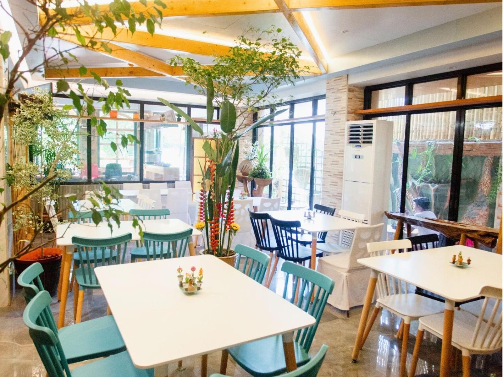 Arc Homes Hotel Panglao Powered By Cocotel Exterior photo